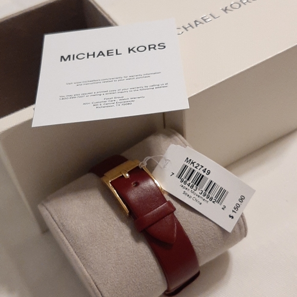 NWT MK Merlot Leather Watch - Picture 3 of 3
